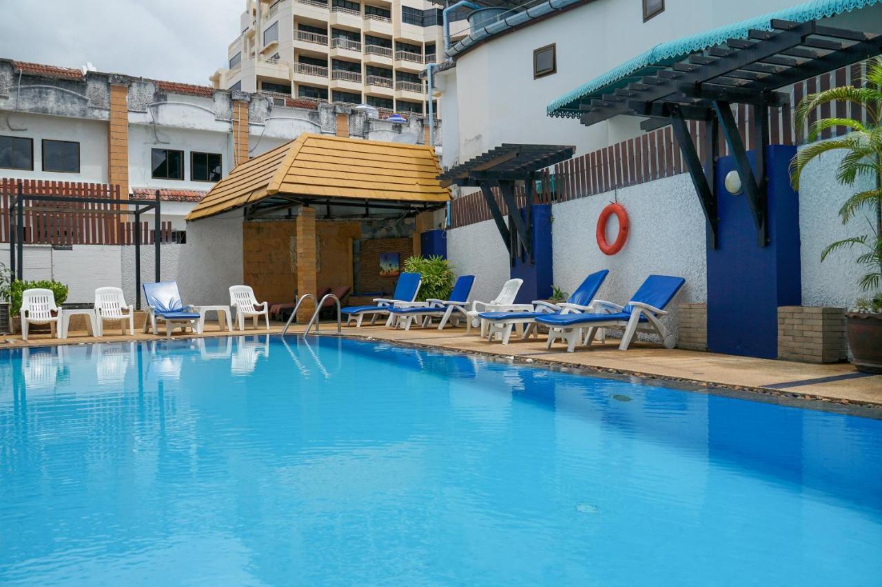 Rattana Beach Hotel By Shanaya Karon Buitenkant foto