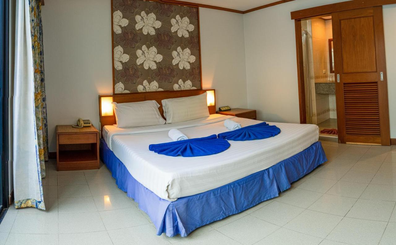 Rattana Beach Hotel By Shanaya Karon Buitenkant foto